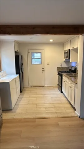 31144 All View, Running Springs, California 92382