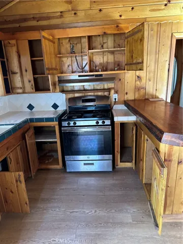 31144 All View, Running Springs, California 92382