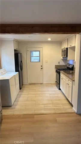 31144 All View, Running Springs, California 92382