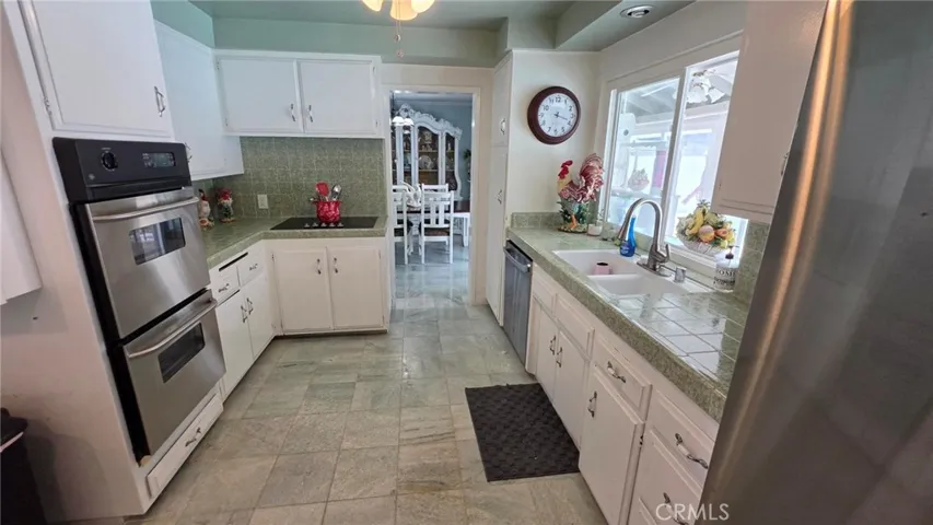9092 Adelia Circle, Huntington Beach, California 92646