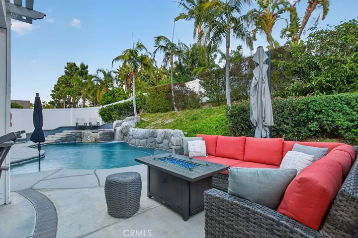959 Hemingway, Corona, California 92878