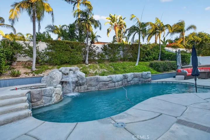 959 Hemingway, Corona, California 92878