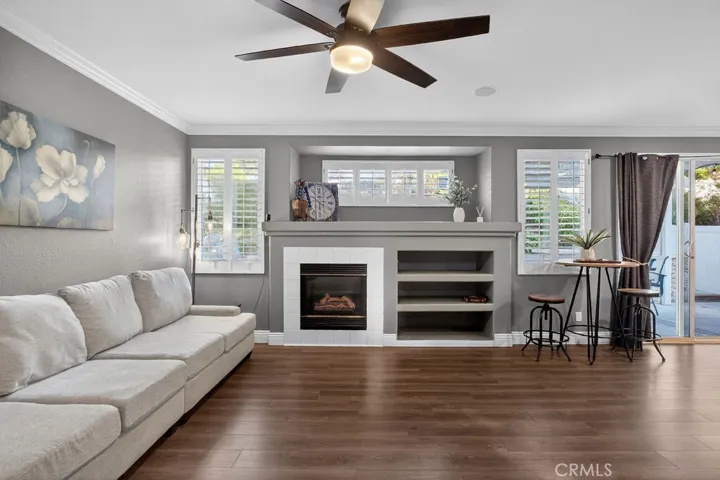 959 Hemingway, Corona, California 92878