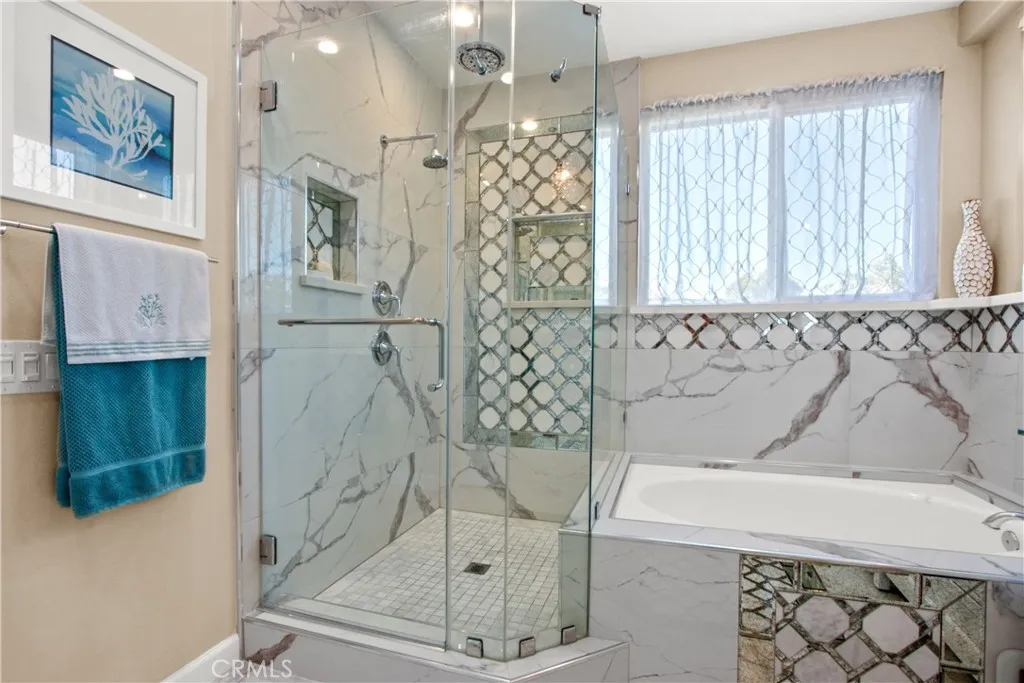 STUNNING SPA-LIKE BATHROOMS!
