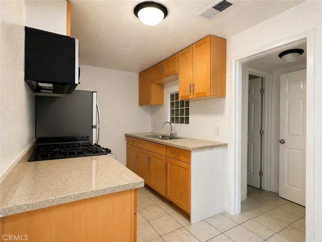 *GRANITE COUNTERTOPS*