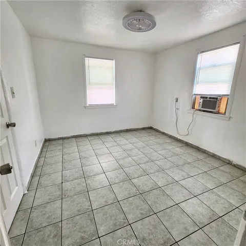 *MAIN BEDROOM*