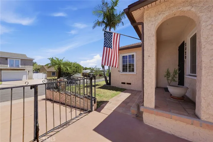 2020 Crenshaw, San Diego, California 92105