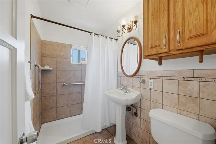 2020 Crenshaw, San Diego, California 92105