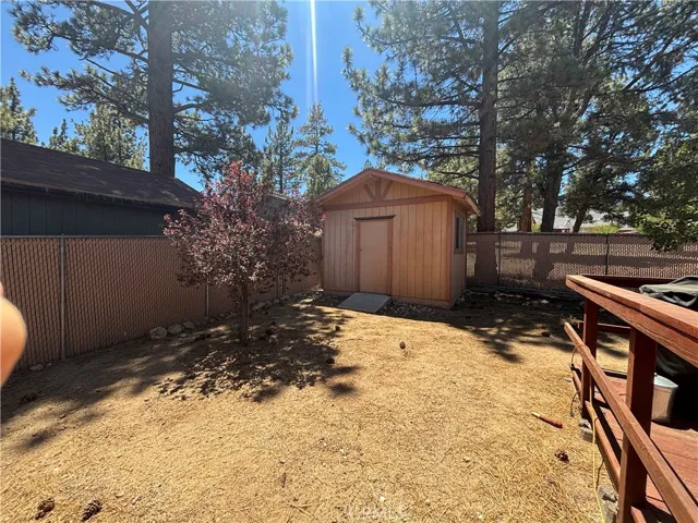 329 Downey, Big Bear City, California 92314