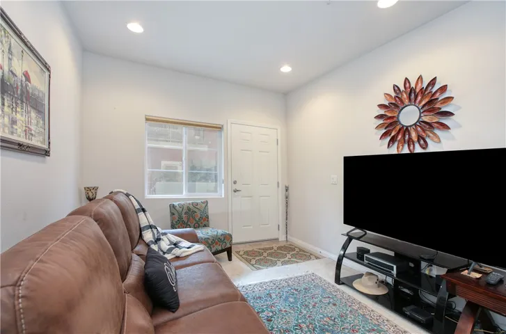 864 Lawrence, San Luis Obispo, California 93401