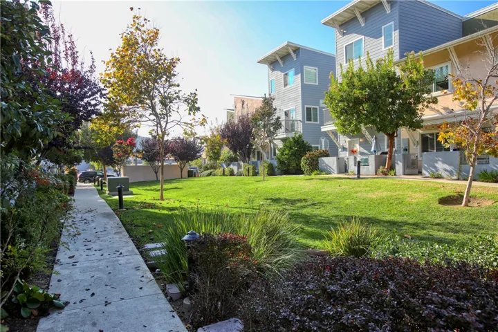 864 Lawrence, San Luis Obispo, California 93401