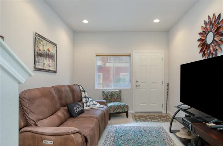 864 Lawrence, San Luis Obispo, California 93401