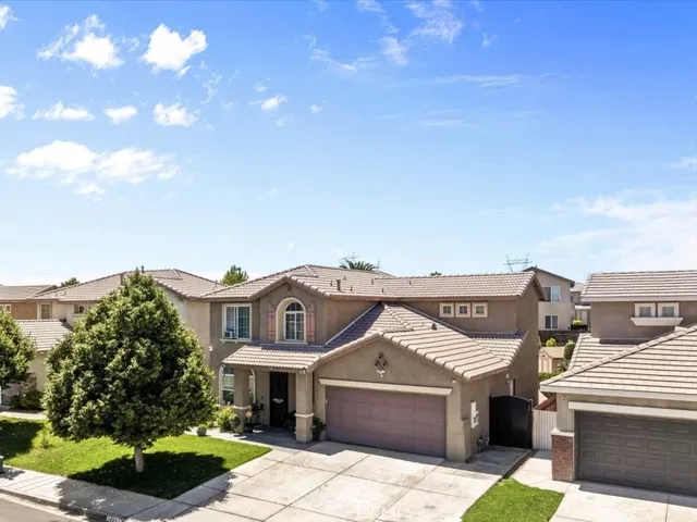 14267 Grayfox Ln, Victorville, California 92394