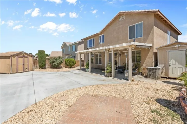 14267 Grayfox Ln, Victorville, California 92394