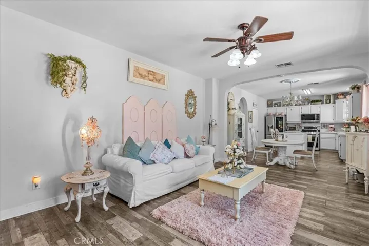 14267 Grayfox Ln, Victorville, California 92394