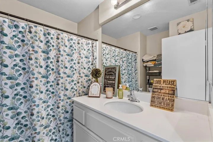 14267 Grayfox Ln, Victorville, California 92394