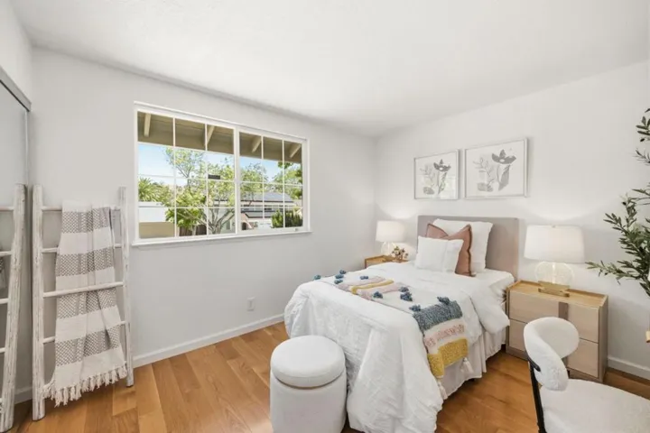 2nd story middle bedroom
