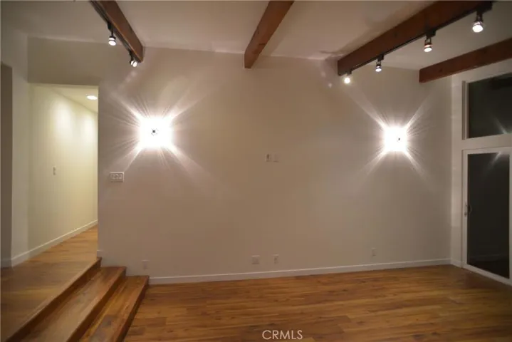 Family/entertainment room w/hall access to all bedrooms and sliding door access to backyard