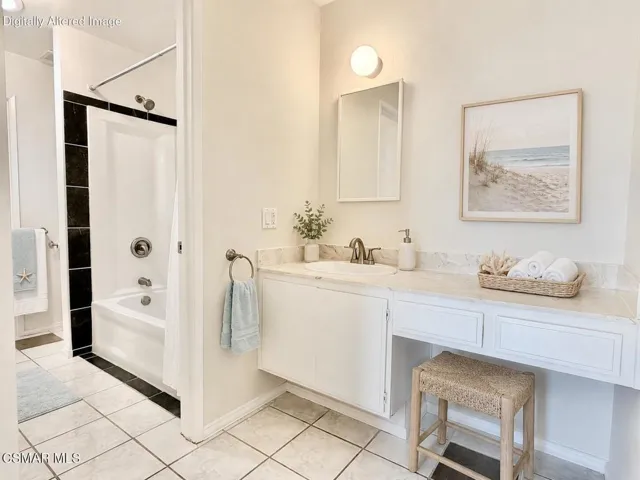3075 harbor bathroom primary