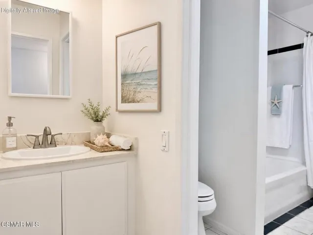 3075 harbor bathroom