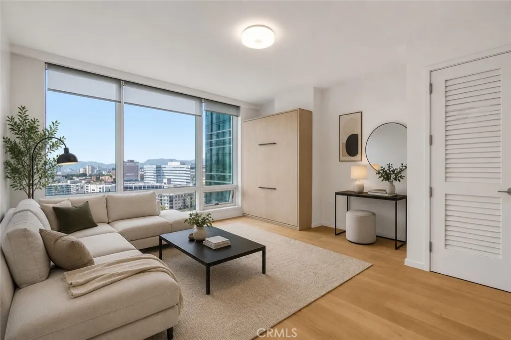 Virtual staging concept 2