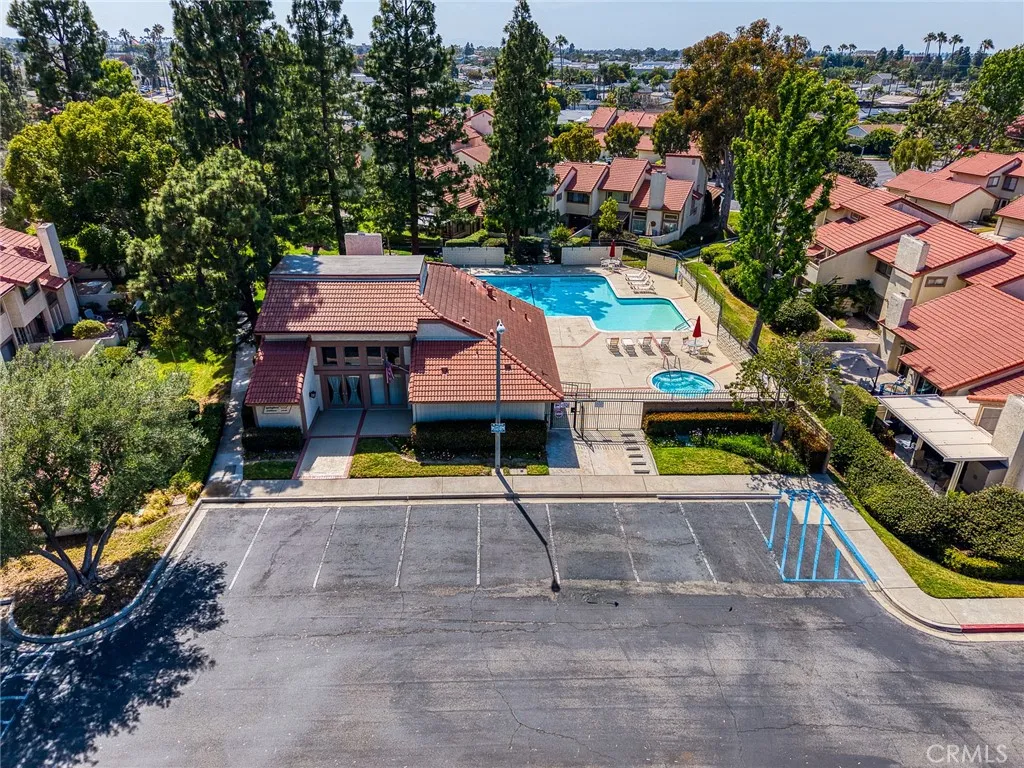 Club house with pool
