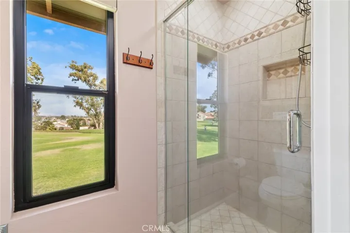 Masterbath standing shower