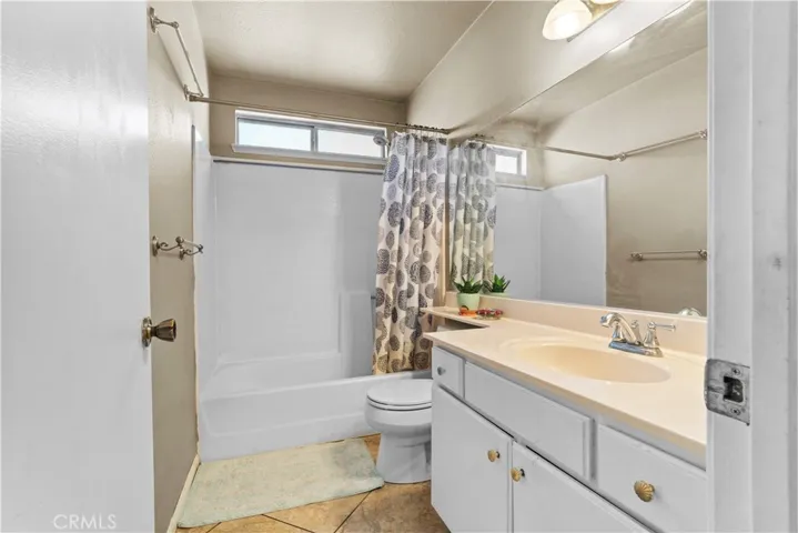 1809 W Avenue K9, Lancaster, California 93534