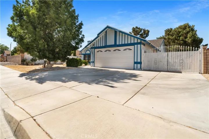 1809 W Avenue K9, Lancaster, California 93534