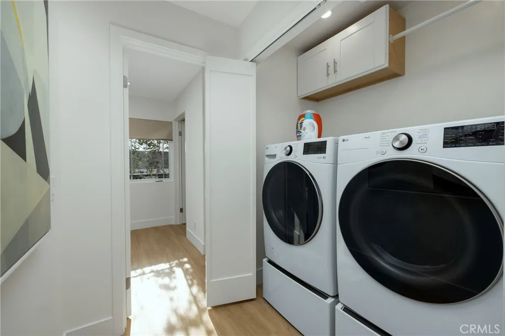 Residence 2 - Laundry Area - Lower Level