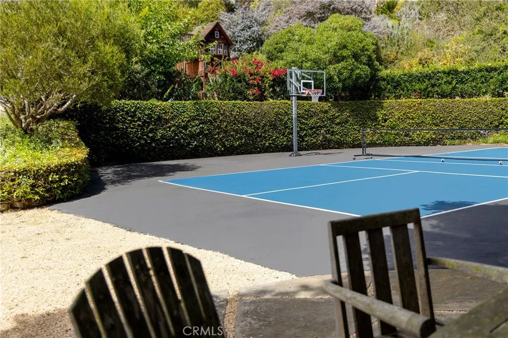 Pickleball/Sport Court