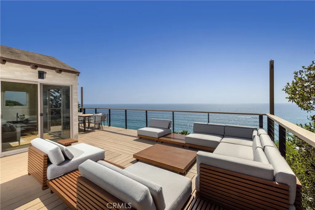 Residence 3 - 700 sf Deck