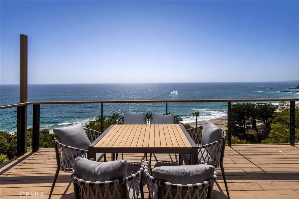 Residence 3 - Deck