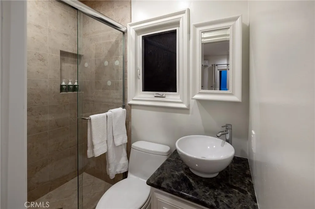Residence 3 - Ensuite Bath - Bedroom #2