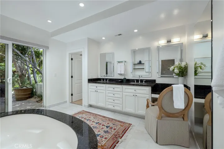 Residence 1 - Primary Bath
