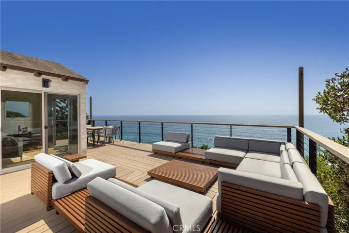 Residence 3 - 700 sf Deck