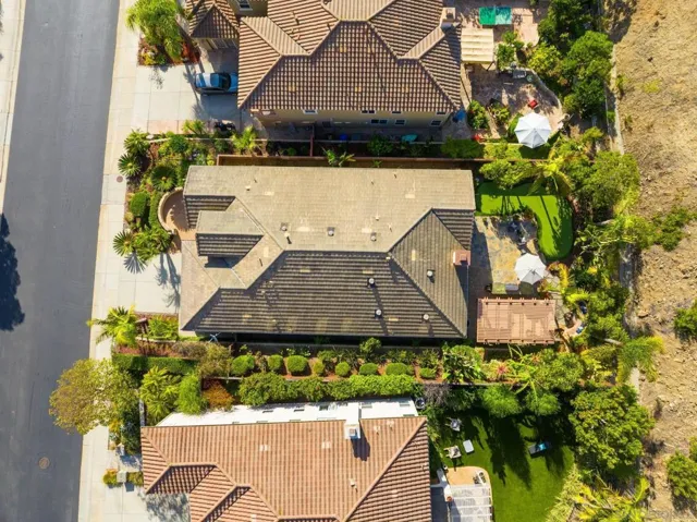 1129 Via Vera Cruz, San Marcos, California 92078