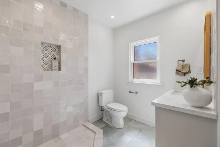 418 Ridge Road, San Carlos, California 94070