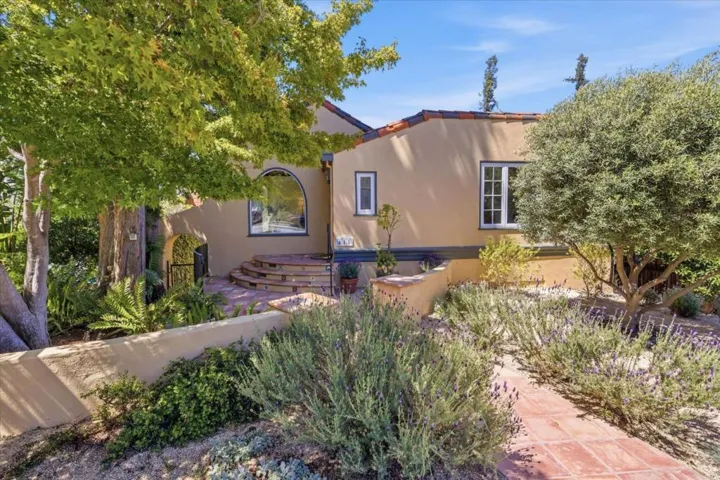 418 Ridge Road, San Carlos, California 94070