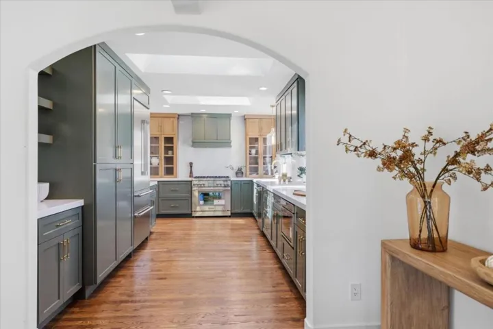 418 Ridge Road, San Carlos, California 94070