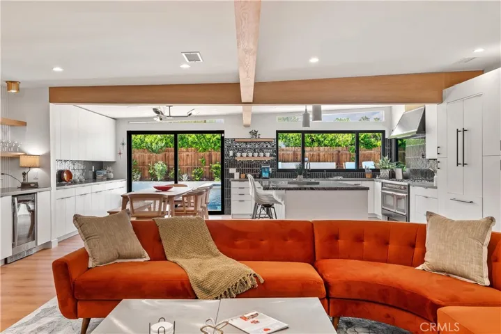 1995 N San Clemente Road, Palm Springs, California 92262