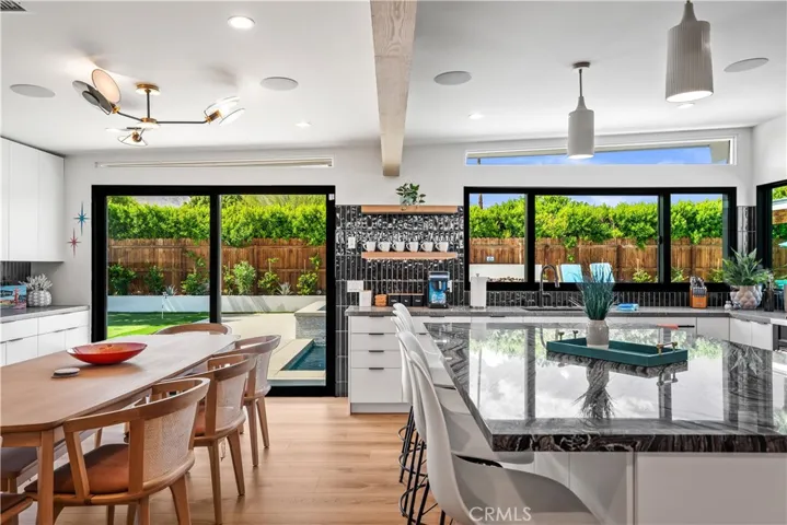 1995 N San Clemente Road, Palm Springs, California 92262