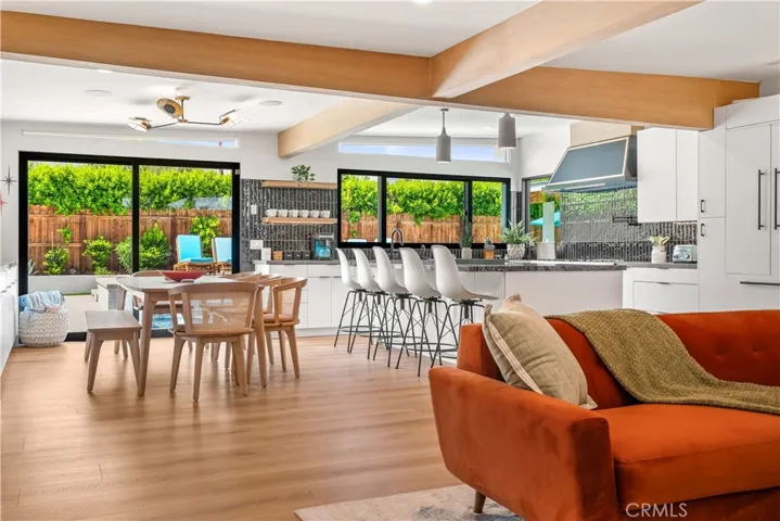 1995 N San Clemente Road, Palm Springs, California 92262