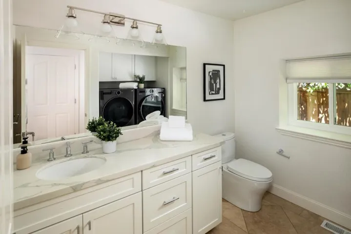 428 Santa Clara Avenue, Redwood City, California 94061