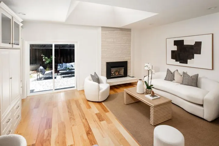 428 Santa Clara Avenue, Redwood City, California 94061