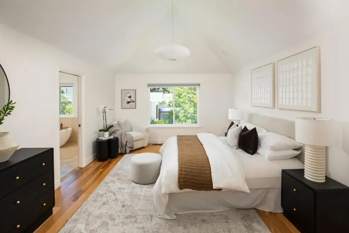 428 Santa Clara Avenue, Redwood City, California 94061