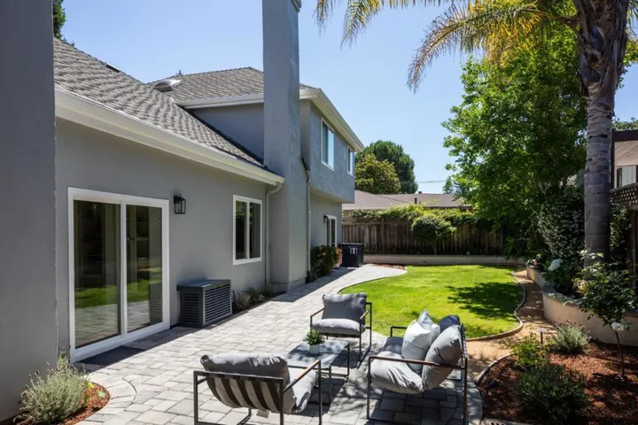 428 Santa Clara Avenue, Redwood City, California 94061
