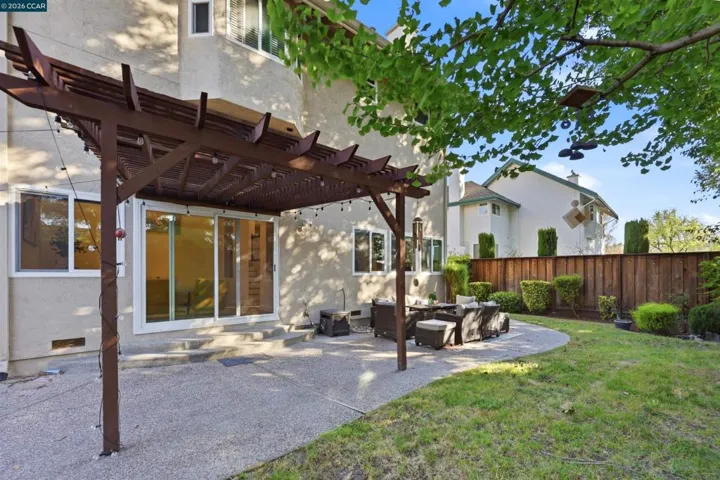 142 Sussex Ct, San Ramon, California 94582