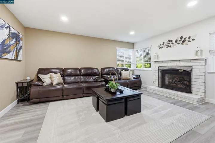 142 Sussex Ct, San Ramon, California 94582
