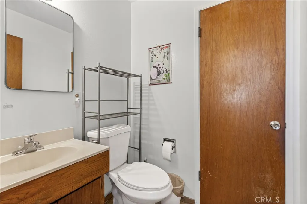 bathroom off of bedroom and laundry room